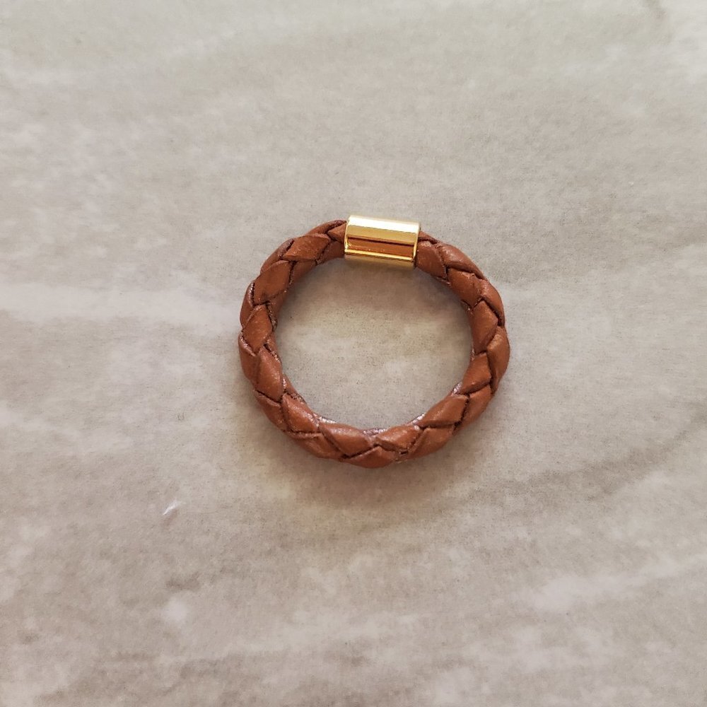 🌵 J.Crew Brown Braided Leather Ring Size 6 🌵 - Picture 1 of 4